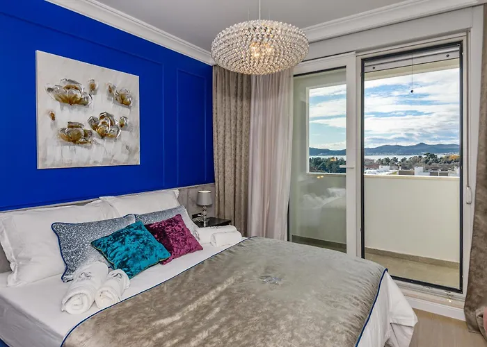 Divine Luxury Apartment Blue